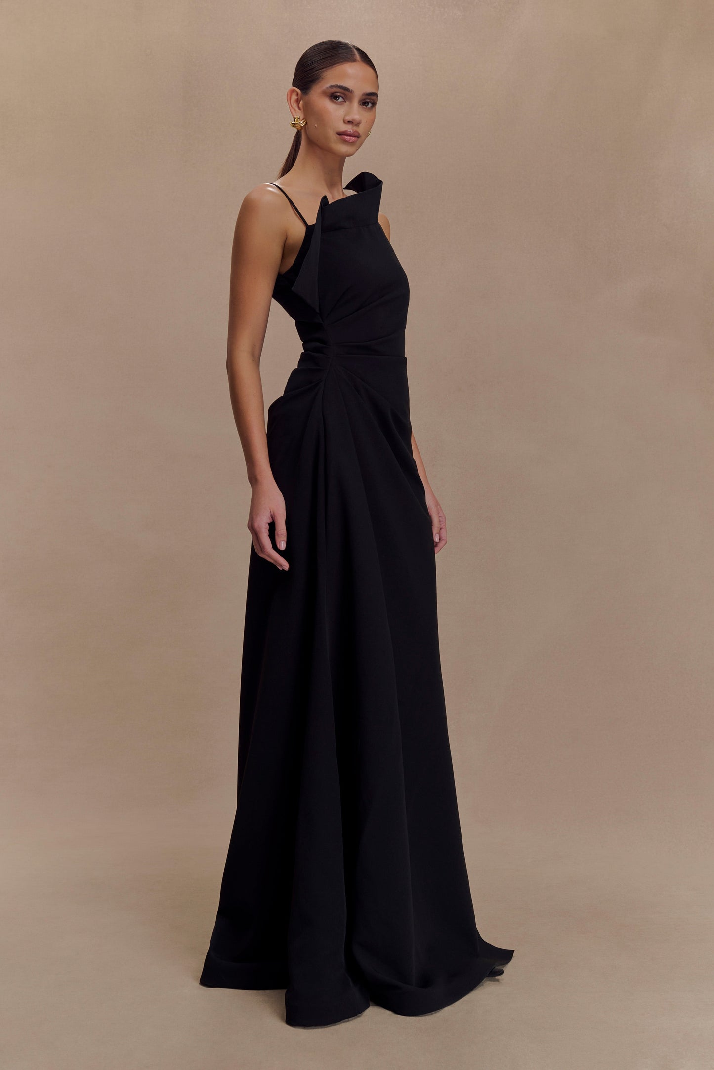 Adalyn One Shoulder Crepe Maxi Dress - Black