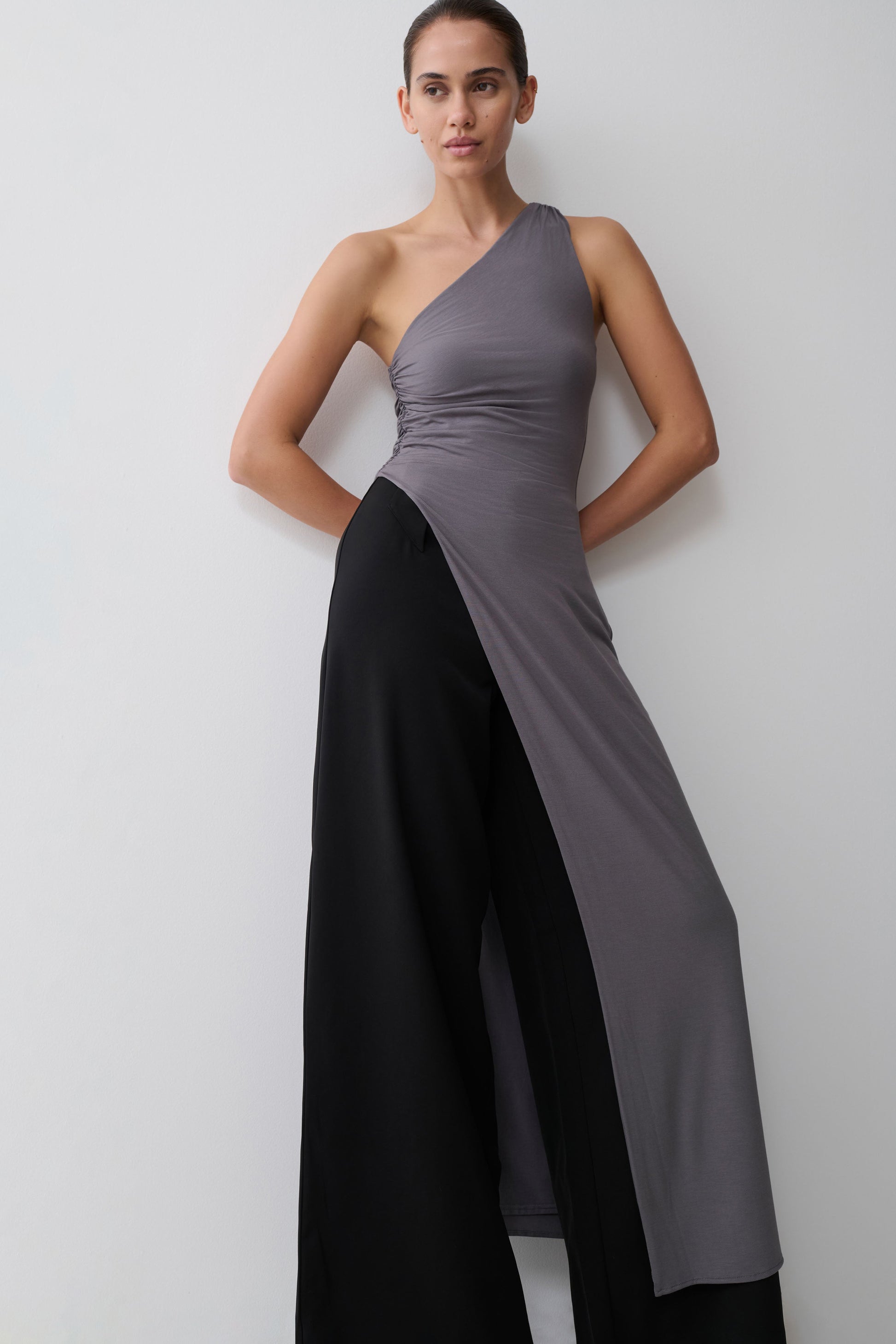 Coriona Long Line Top With Front Cut Out - Grey #3