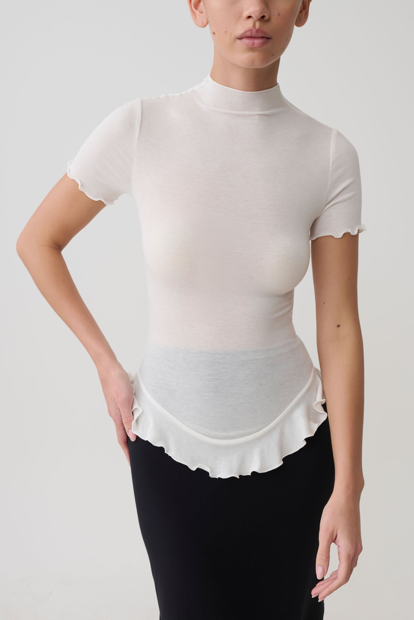 Nira Short Sleeve Ruffle Top - White