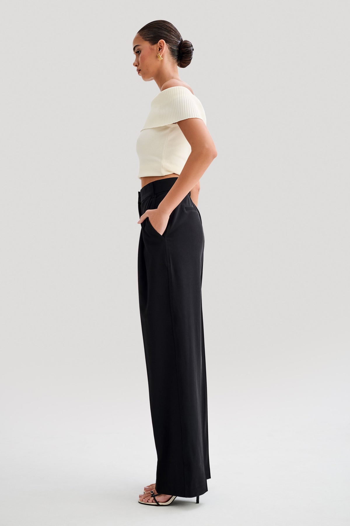 Amelie Suiting Straight Leg Pants - Black #9