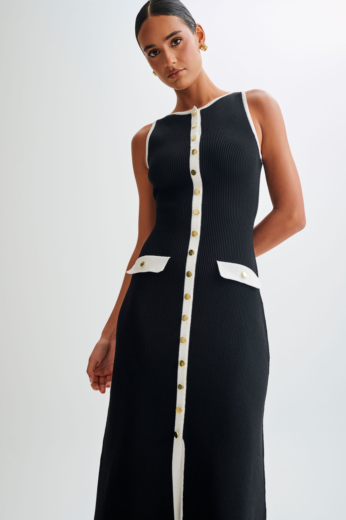 Sawyer Sleeveless Buttoned Maxi Dress - Black/White #7