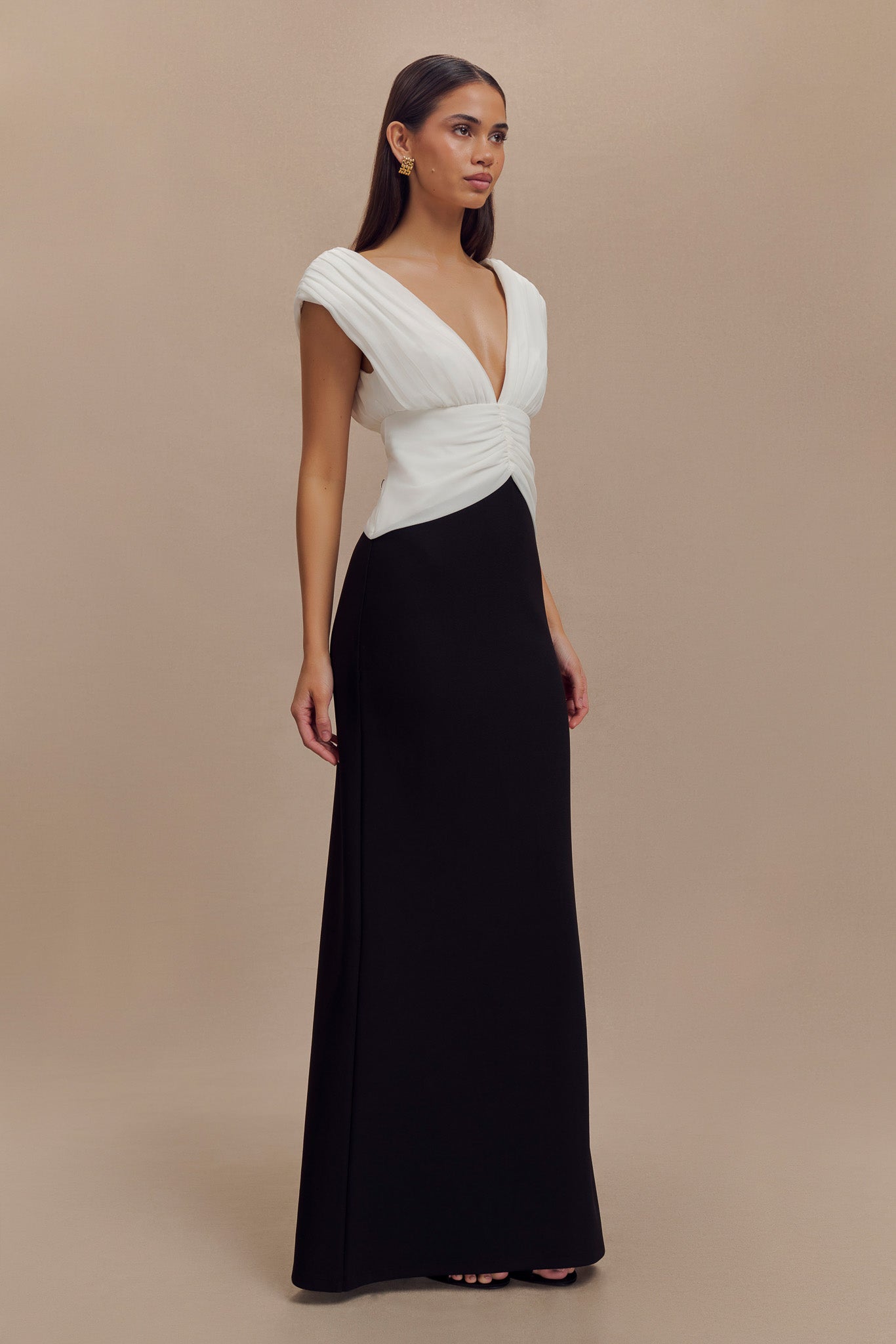 Monique Contrast Maxi Dress - Black #3