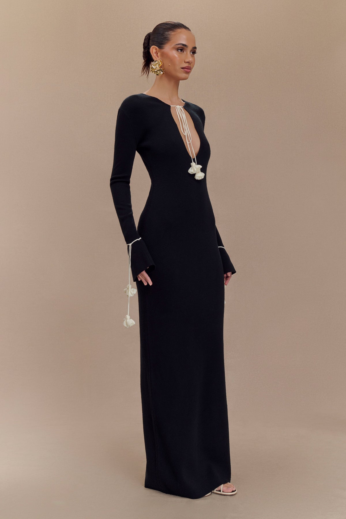 Erica Knit Maxi Dress With Floral Ties - Black And White #7