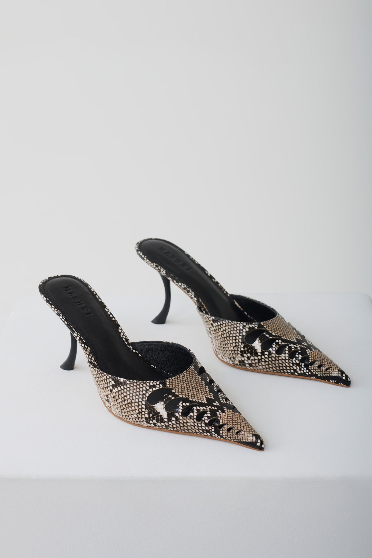 Maddi Pointed Heel - Neutral Snake Print #3