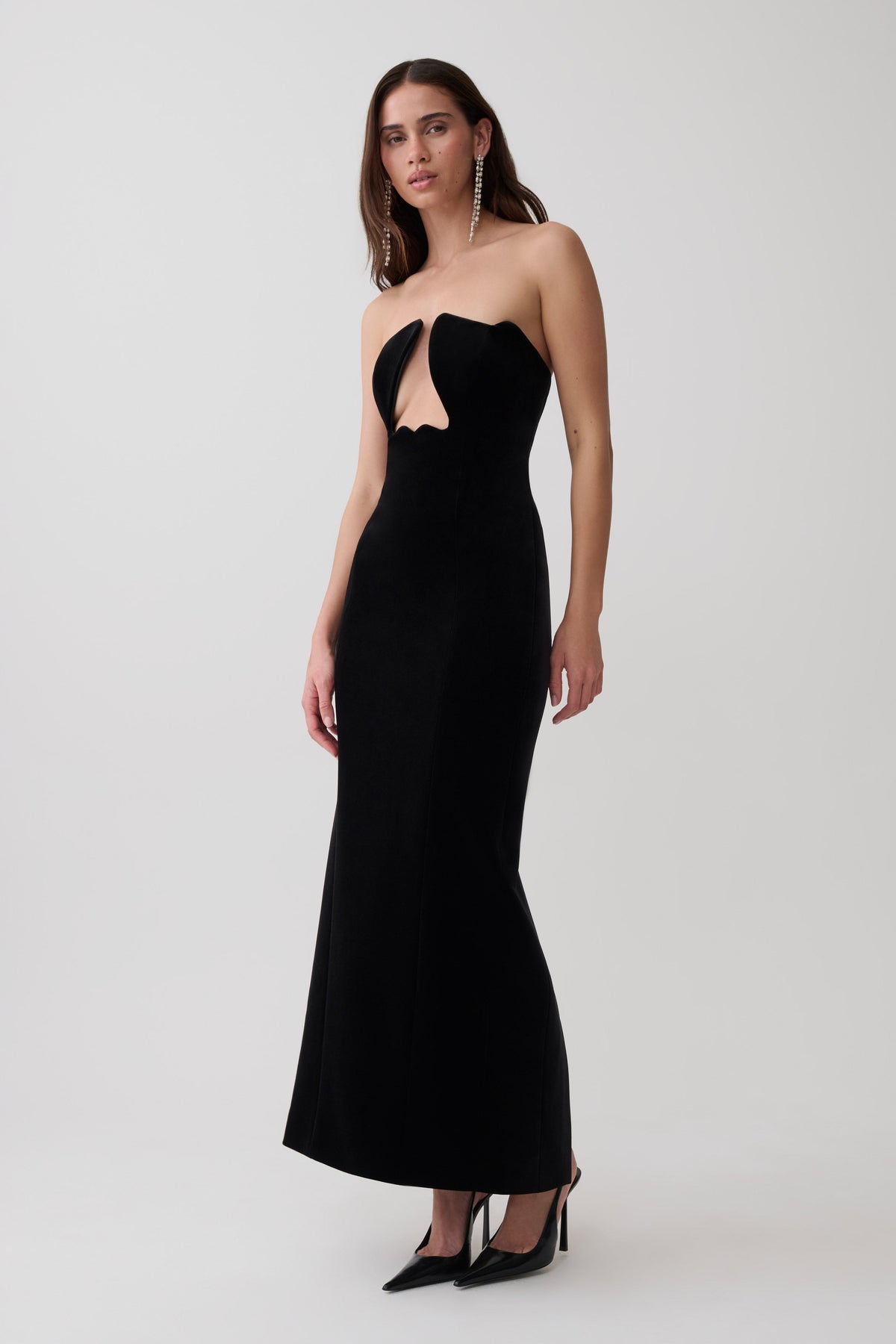 Ariana Abstract Neck Velvet Maxi Dress - Black